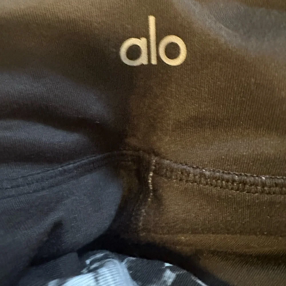 ALO Yoga Black and White Leggings with Pattern Size Small